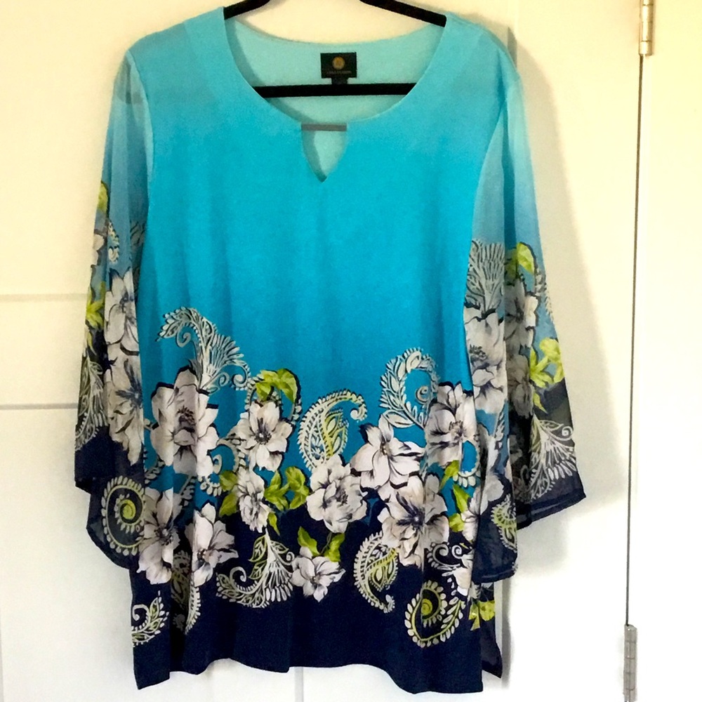 JM Collection Ladies/Women’s Top size 1X. Beautiful blues, Polyester & Spandex